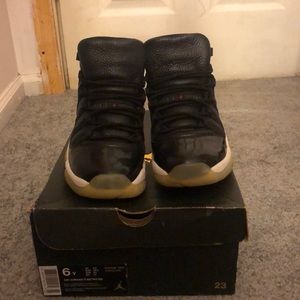 Black Jordan 11 retro